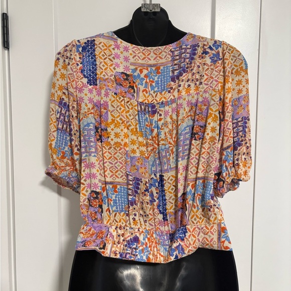 Rose Olive Crop Top Purple Orange Patch Print Short Sleeve Tie Front Size Small - Picture 3 of 12